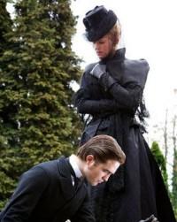 2010__12__Robert_Pattinson_Dec13news 200×300.jpg