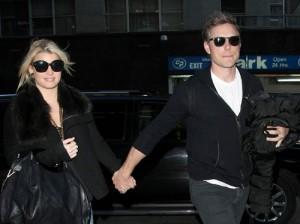 2011__03__jessica_simpson_march3_4901 300×224.jpg