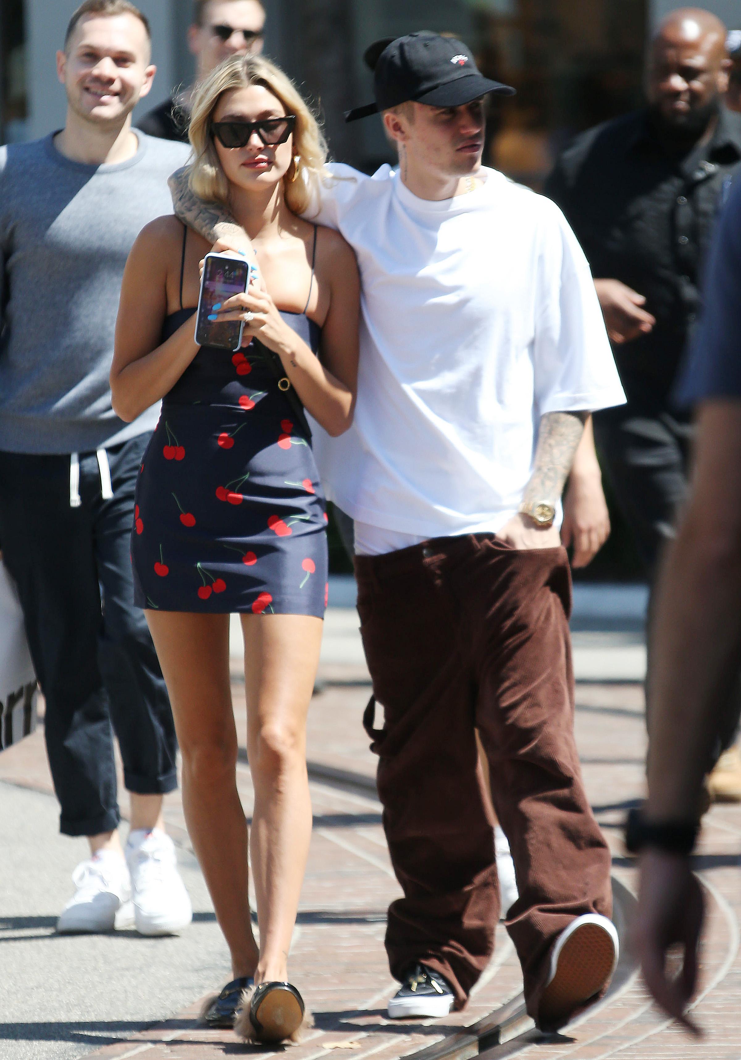 Hailey Baldwin & Justin Bieber