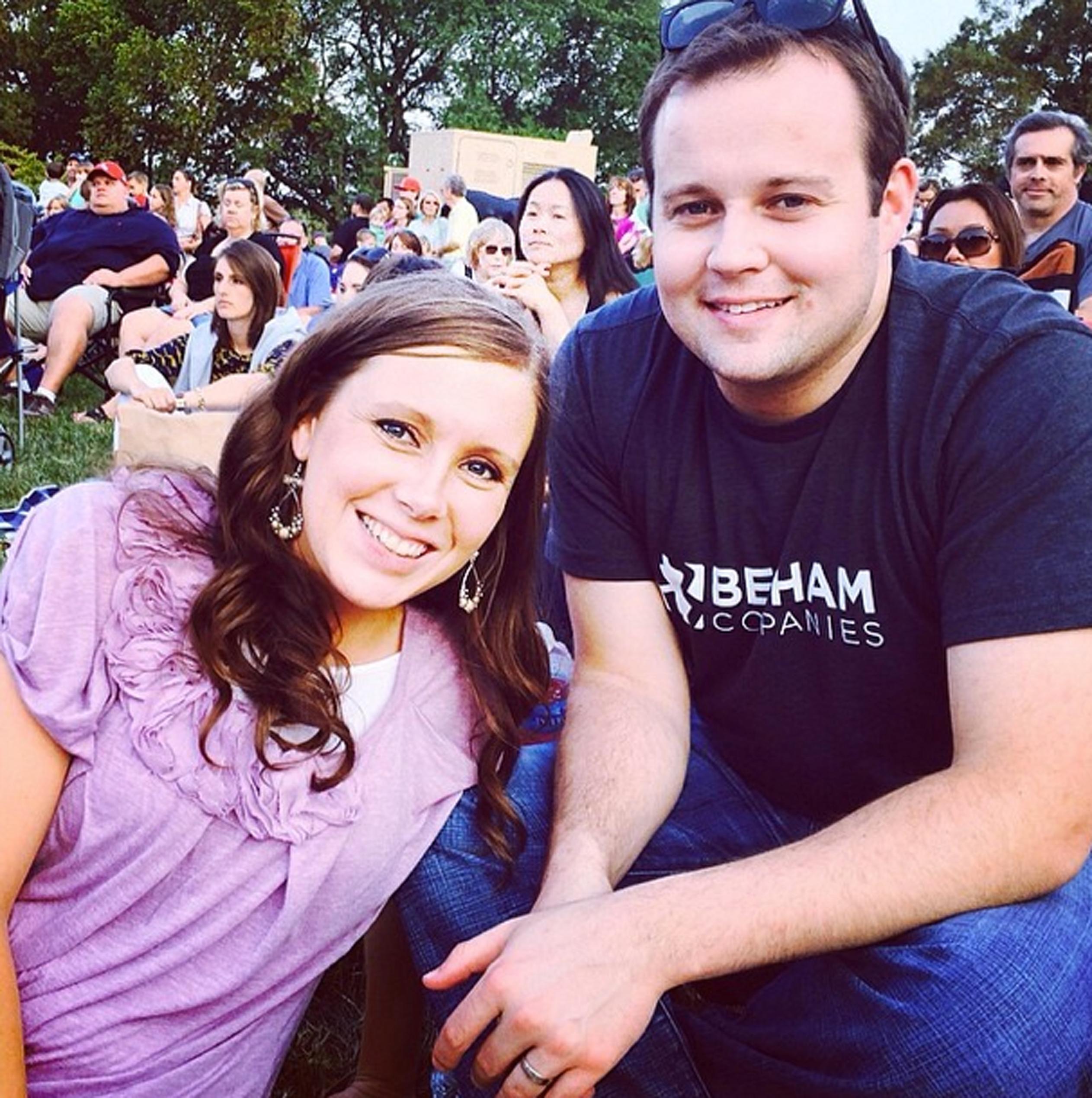 Josh and anna duggar copy 3