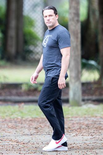 Ben Affleck Looks Happy While Showing Off Fuller Figure In A Tight T ...