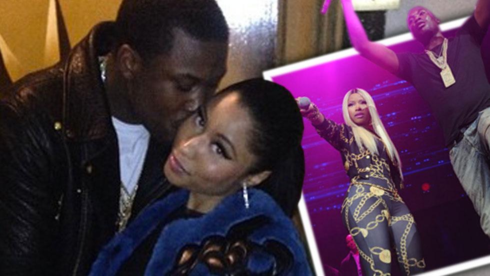 Meek Mill Kisses Nicki Minaj