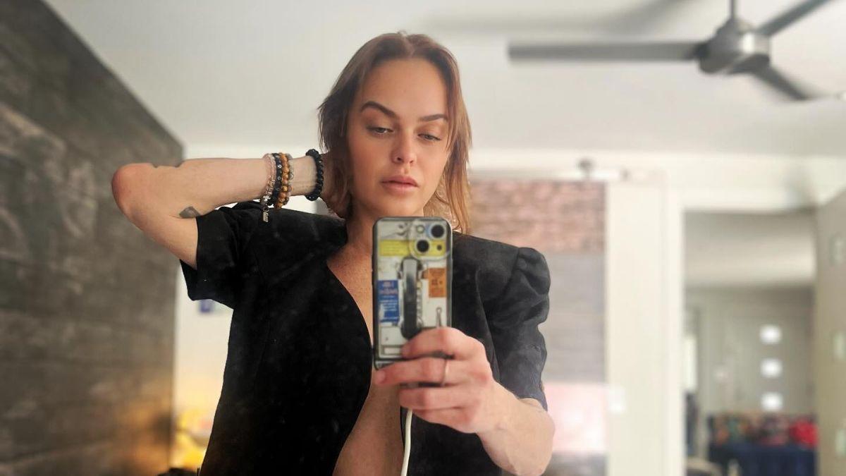 Photo of The 'Orange Is the New Black star' declared that Holly Hartman was not her girlfriend.