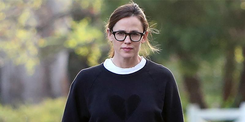 Jennifer Garner Emotionally Finishes ‘The Office’ For First Time