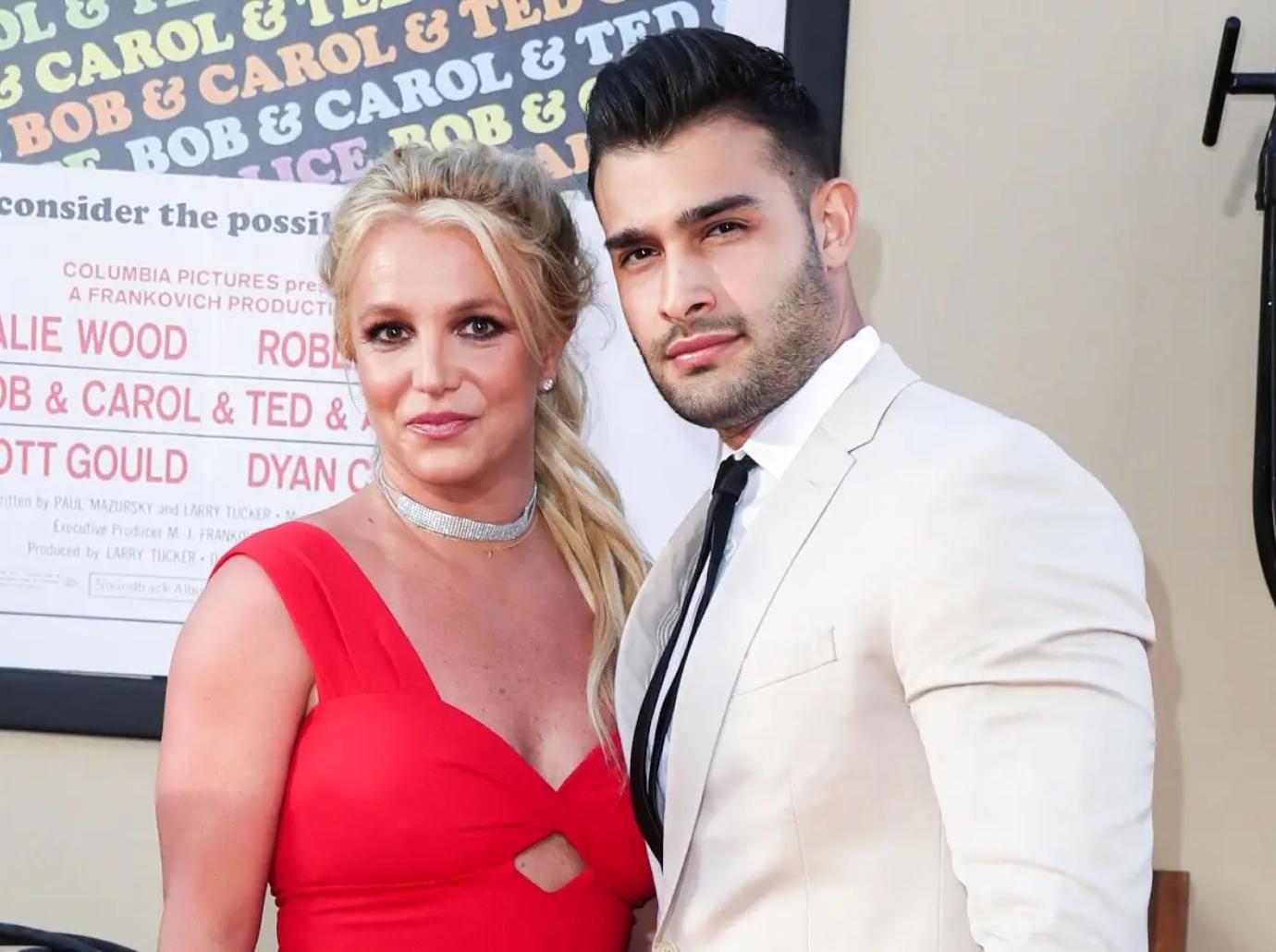 britney spears sam asghari shade phone stolen divorce