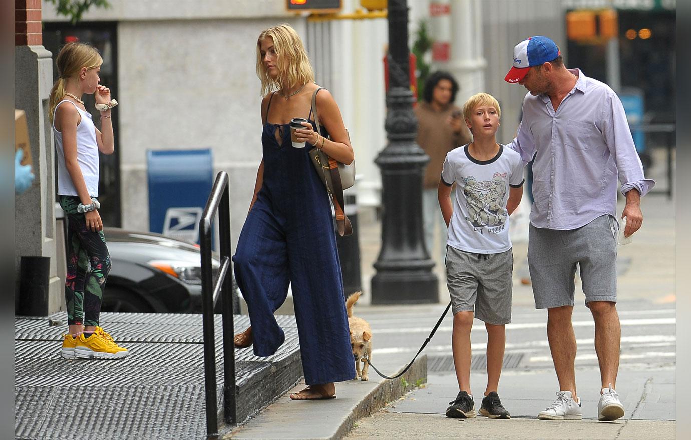 Liev Schreiber, Girlfriend Taylor Neisen & kids