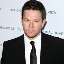 2011__01__mark_wahlberg 250×300.jpg