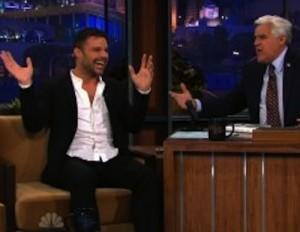 2011__05__Ricky_Martin_May4 300×232.jpg