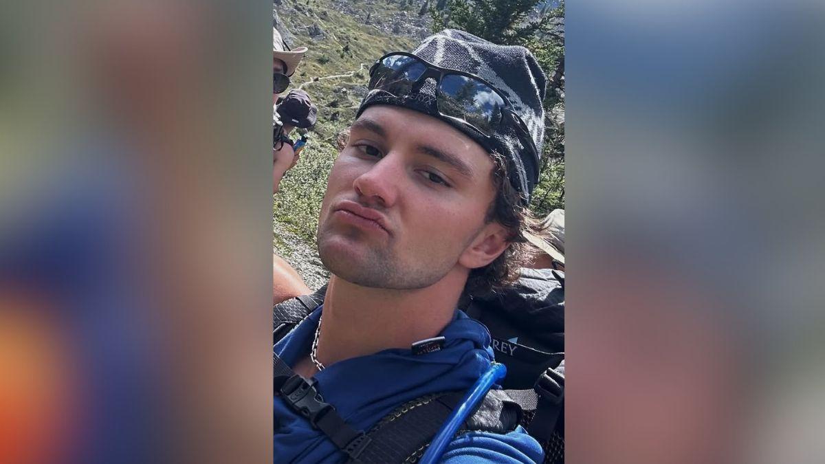off campus beau maxwell death book explained