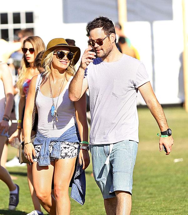 Hilary duff dating life5