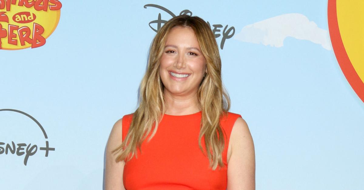 Image of Ashley Tisdale swears by Emface's newly FDA-cleared TMJ treatment.