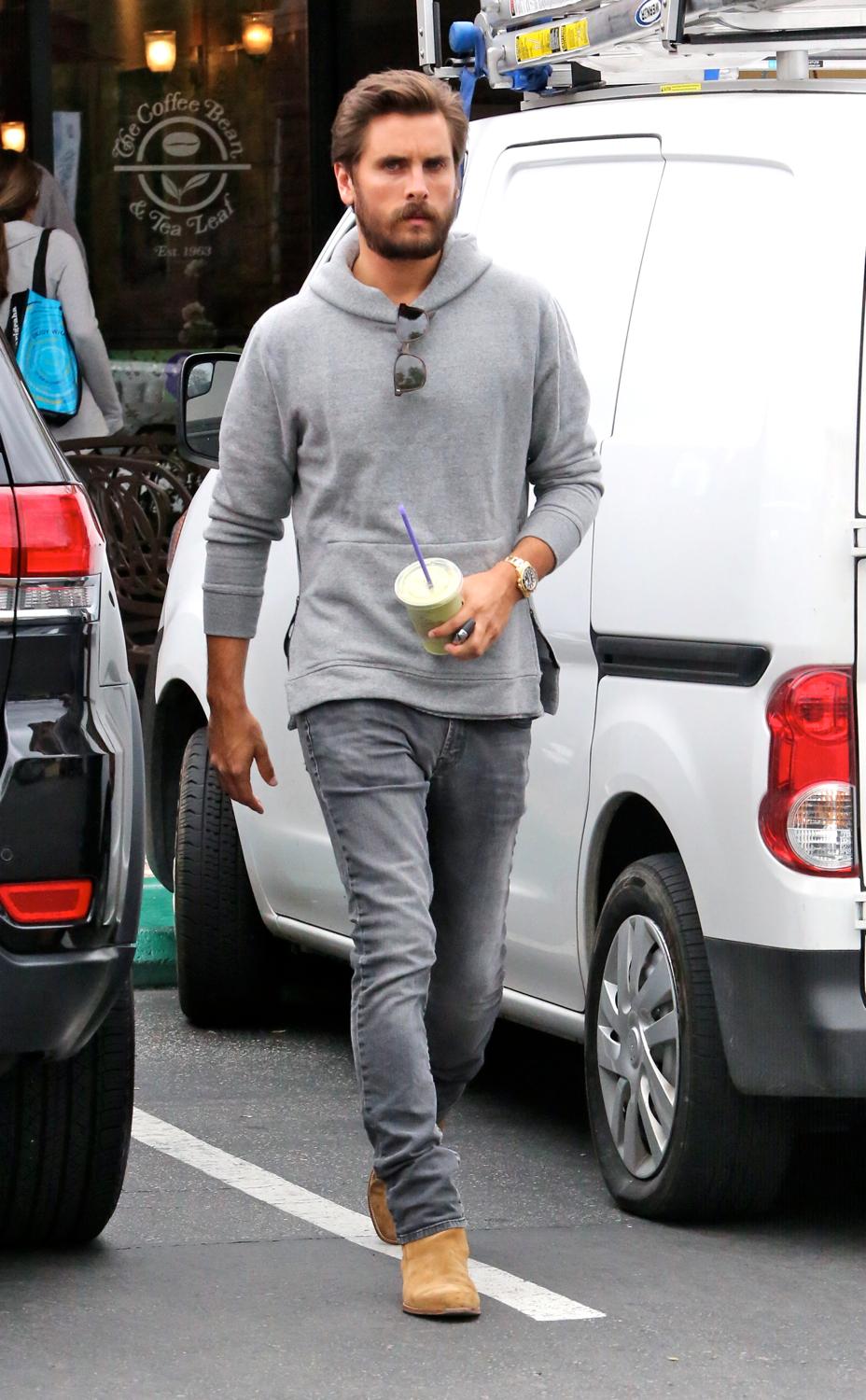 Scott Disick Stops By Coffee Bean in Los Angeles