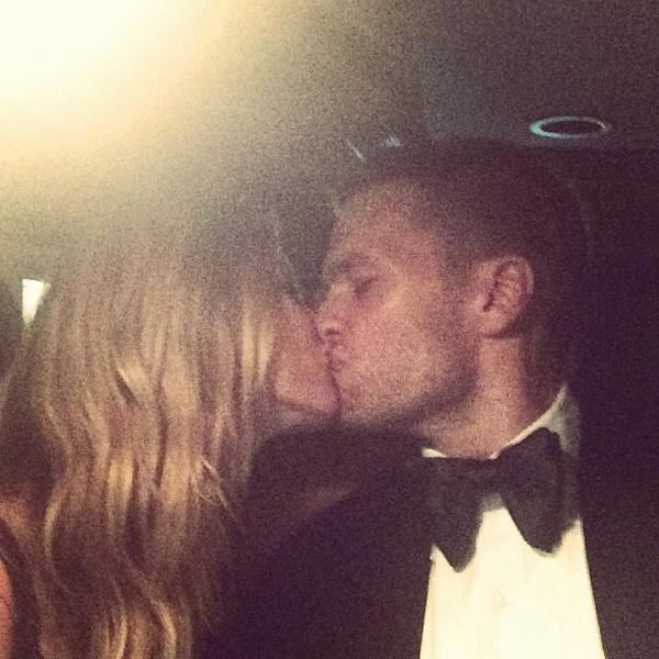 Tom brady gisele met ball