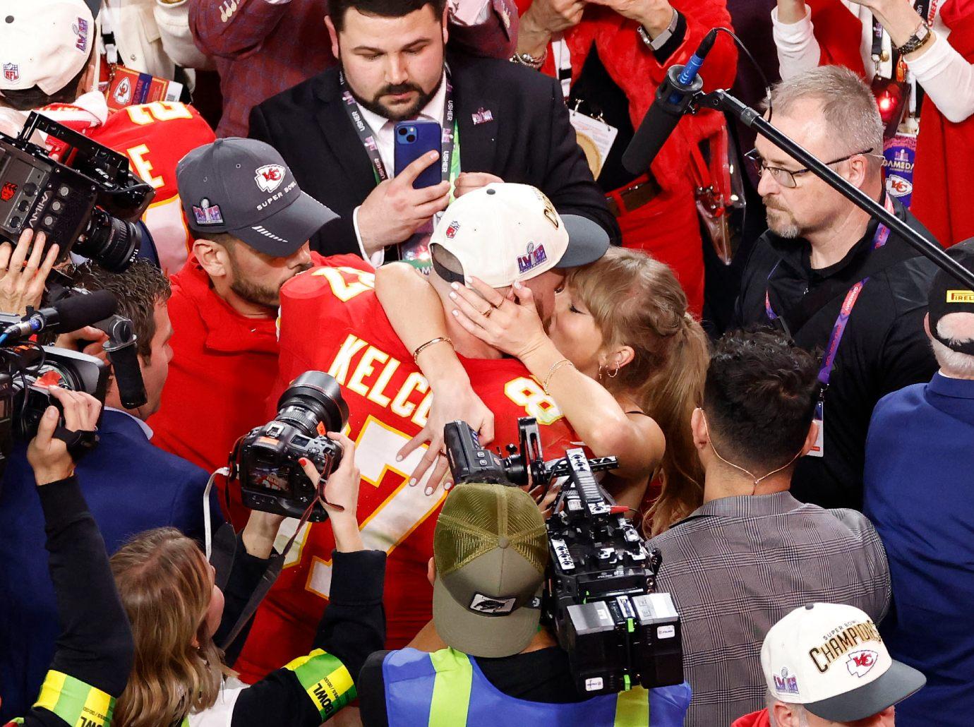 taylor swift travis kelce making joint effort keep relationship thriving