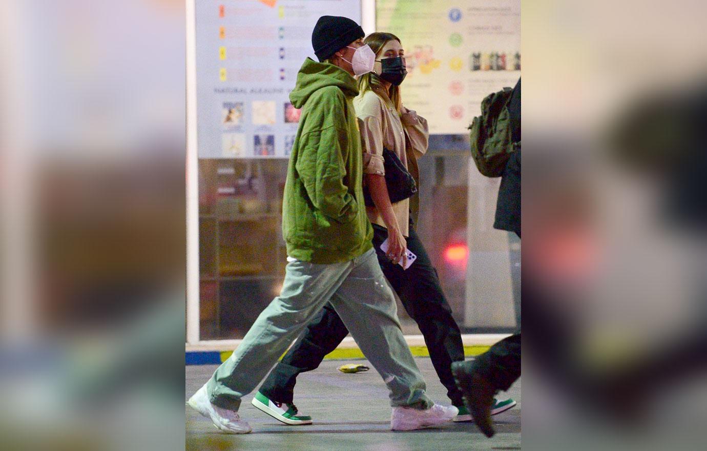 justin bieber praising the lord sushi night with wife hailey