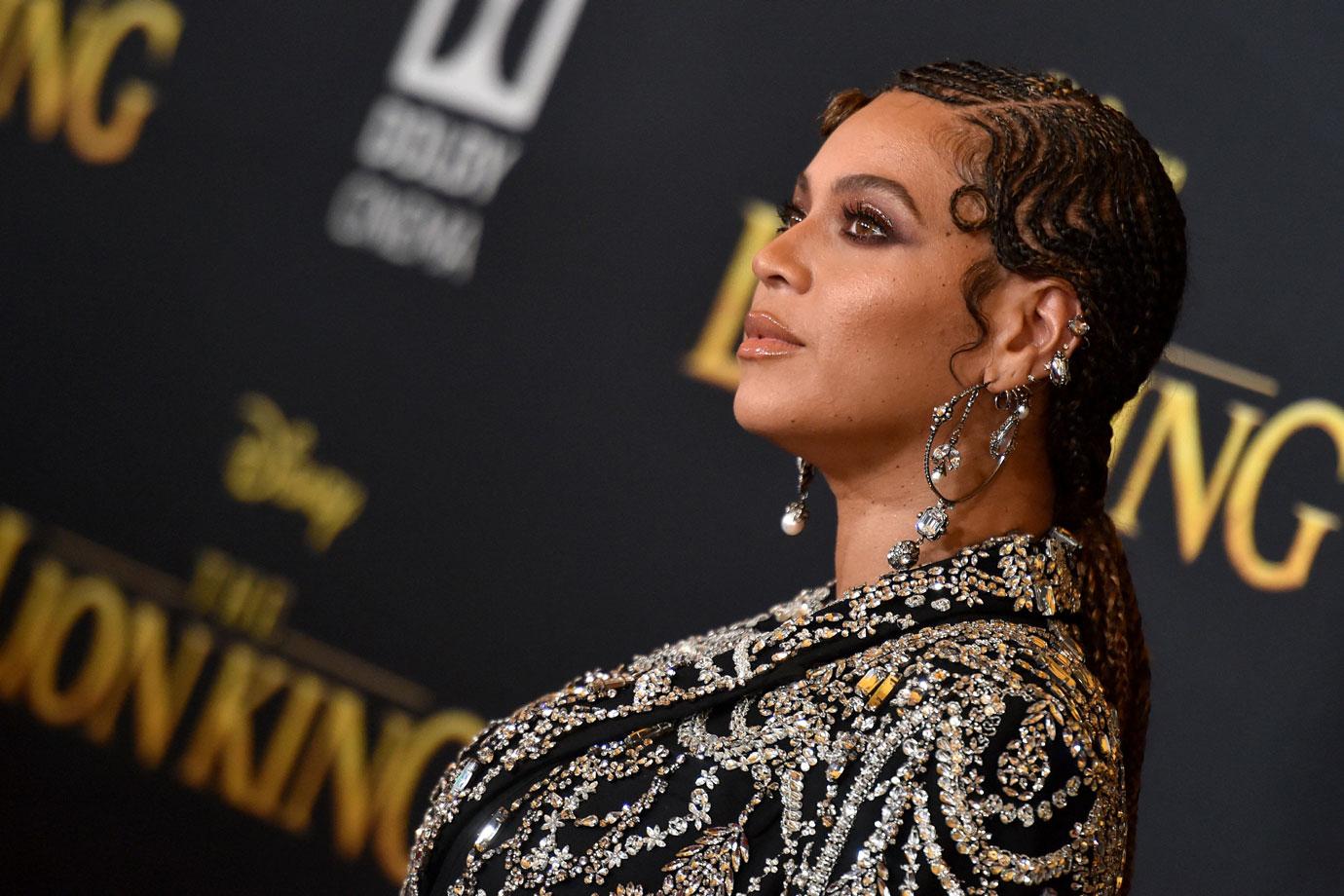 Beyoncé's Natural Hair Is Down To Her Waist: Video