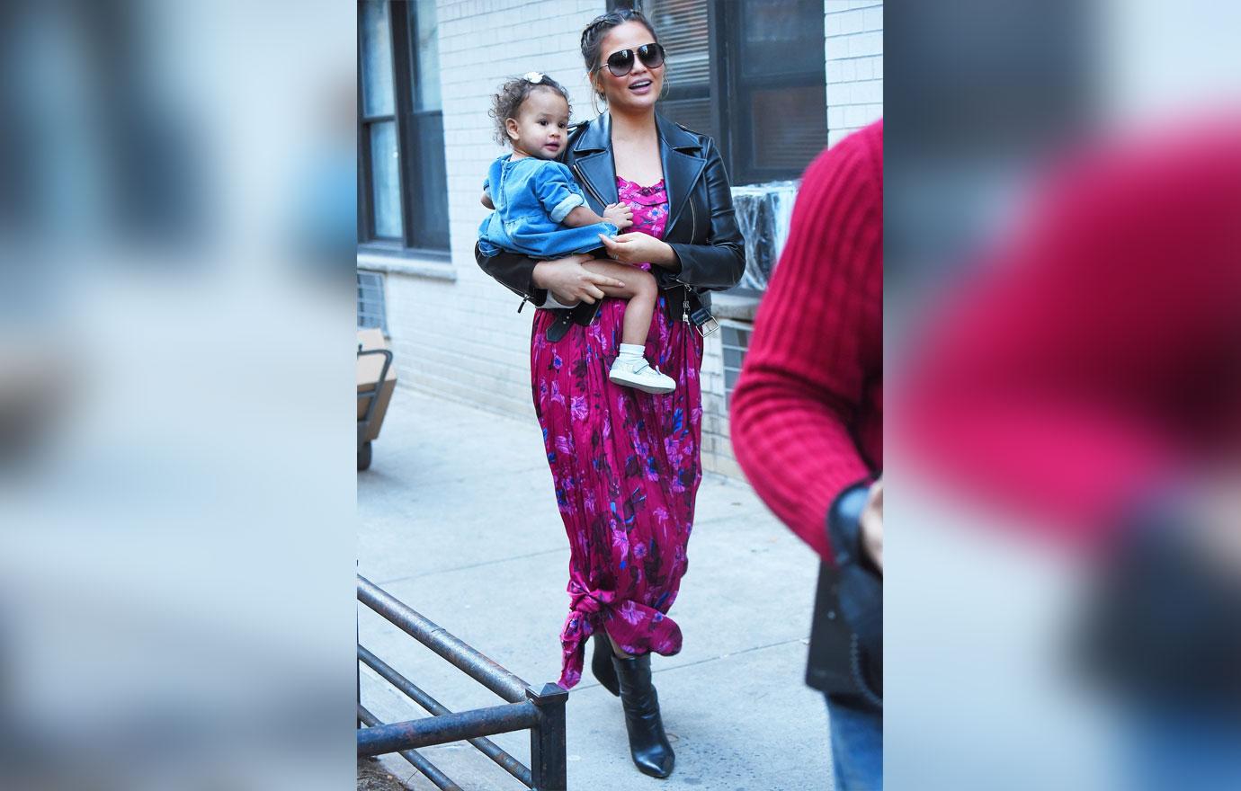 pregnant chrissy teigen planning baby number 3 05