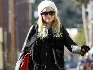 2010__12__30_Richie_Nicole_122710a 300×226.jpg