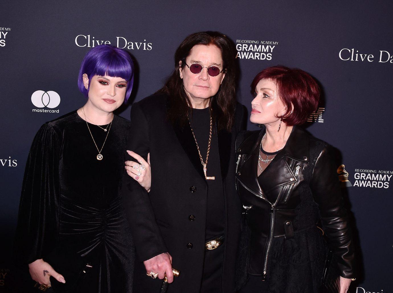 kelly osbourne kate middleton public cancer battle reminds dad ozzys parkinsons