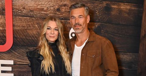 Photo of LeAnn Rimes and Eddie Cibrian