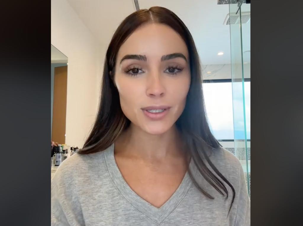 Olivia Culpo Denies Undergoing Plastic Surgery Despite Perfect Jawline