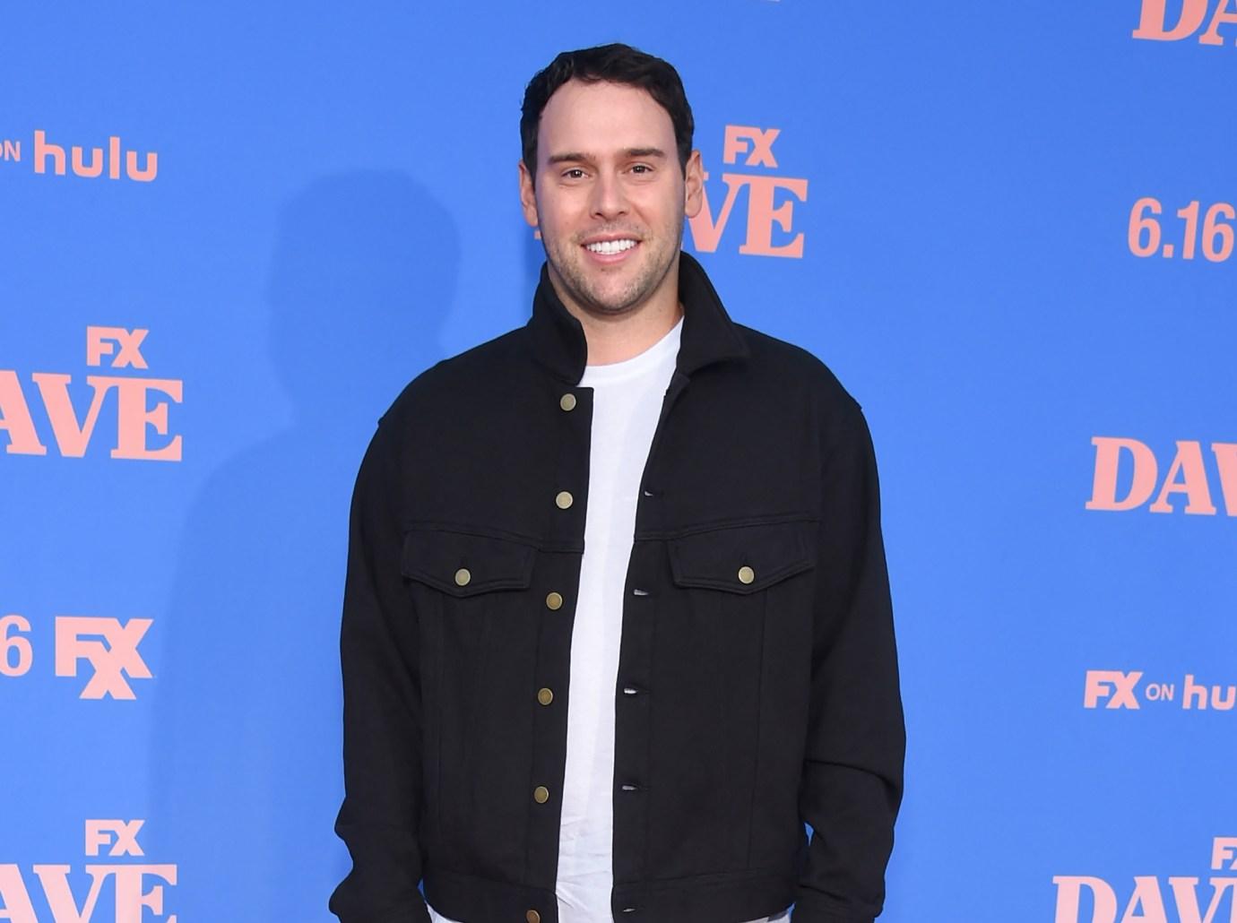 taylor swift fans mock scooter braun supporter harry jowsey eliminated dwts