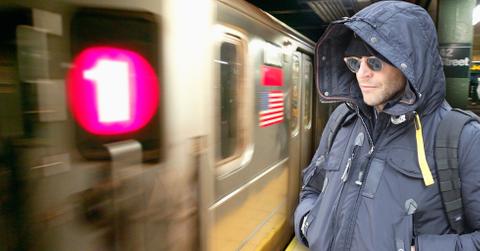 bradley cooper rides nyc subway