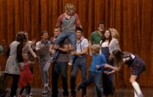 2011__05__Glee_Rumours_May4newsnea 300&#215;192.jpg