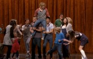 2011__05__Glee_Rumours_May4newsnea 300×192.jpg