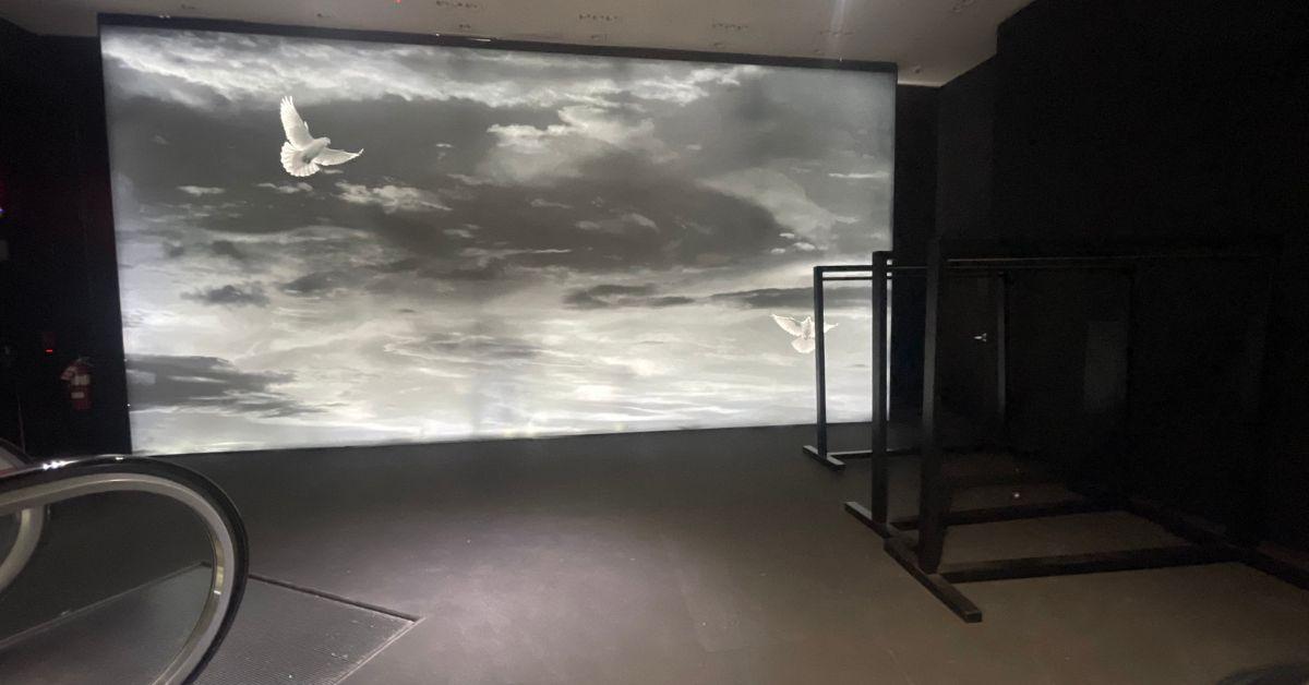 Photo of Kanye West YZY empty line racks.