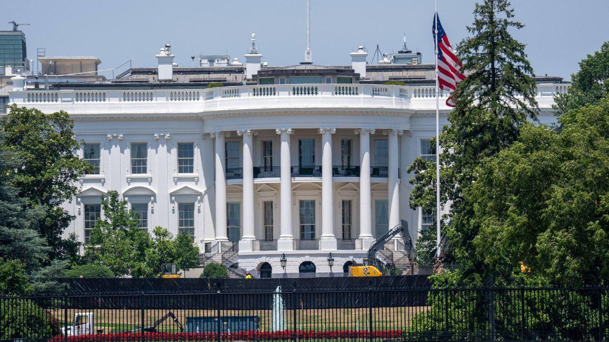 Photo of Areas like the West Wing now feature entrance signs.