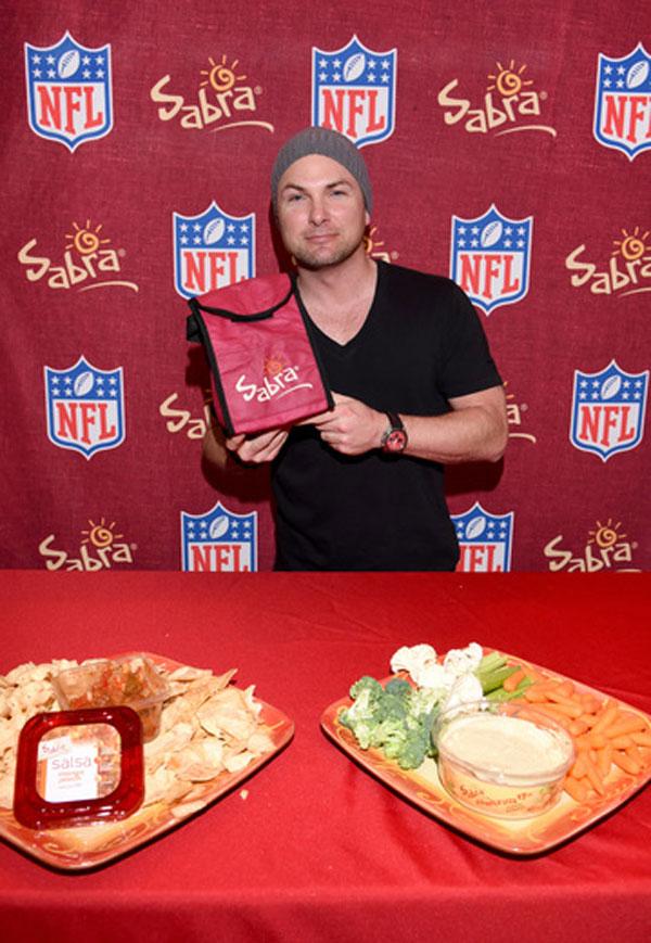 Boyhood actor Brad Hawkins snacks Sabra Hummus