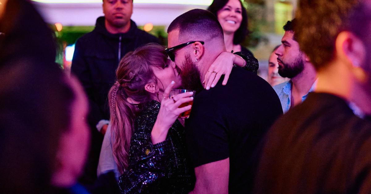 Taylor Swift Calls Travis Kelce's Serenade 'Most Romantic Thing Ever