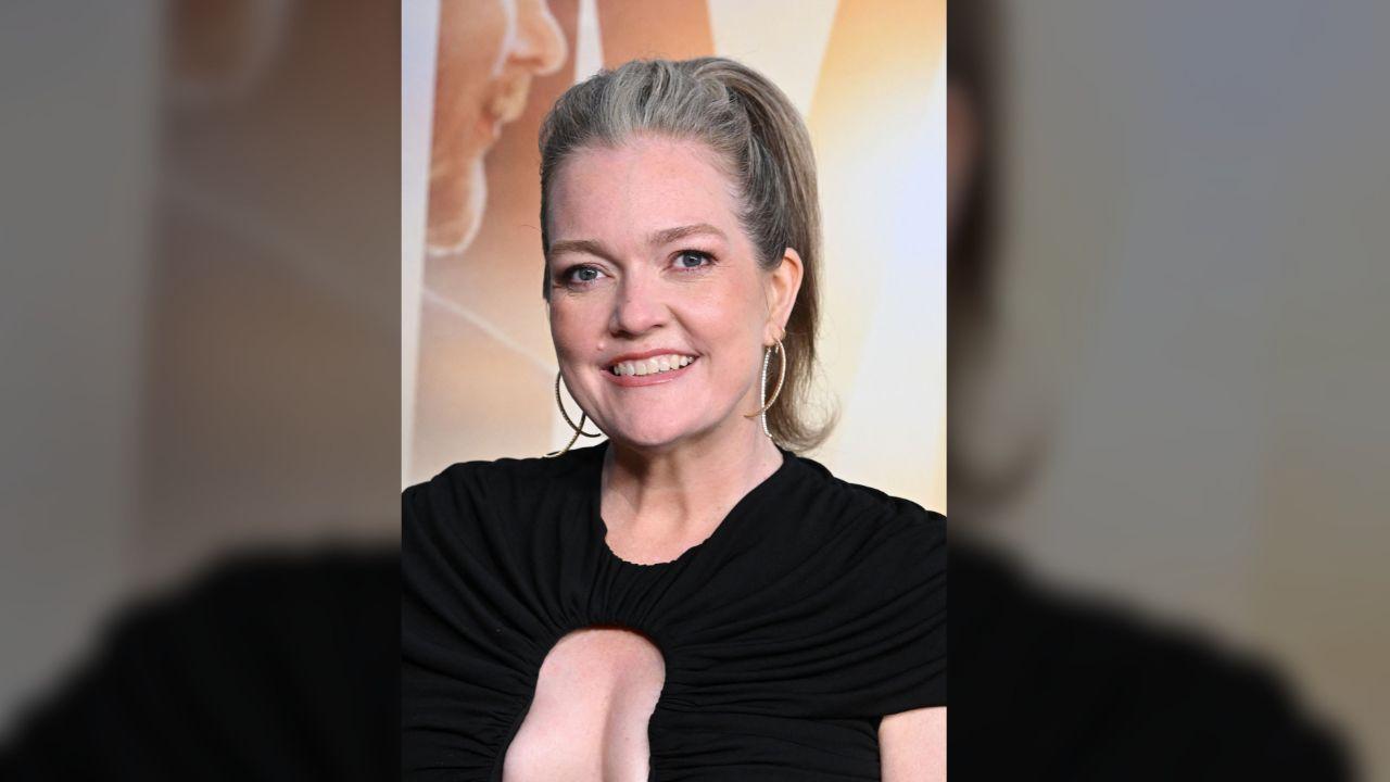 Image of Colleen Hoover