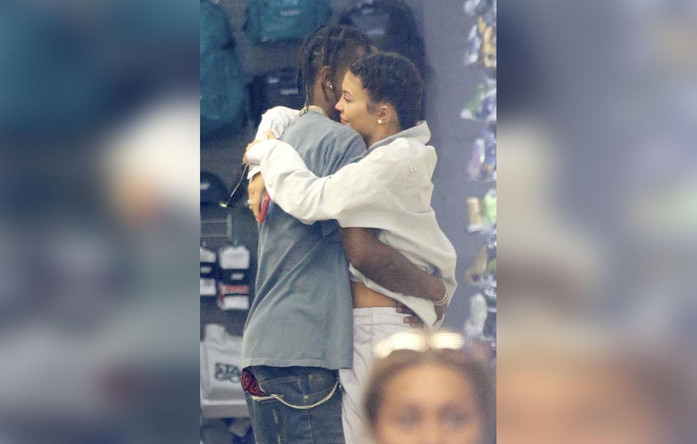 *EXCLUSIVE* Kylie Jenner and Travis Scott pack on the PDA while shopping in New York  **MUST CALL FOR PRICING**