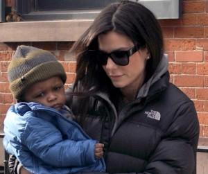 2011__01__sandra_bullock_jan20_71a 300×270.jpg