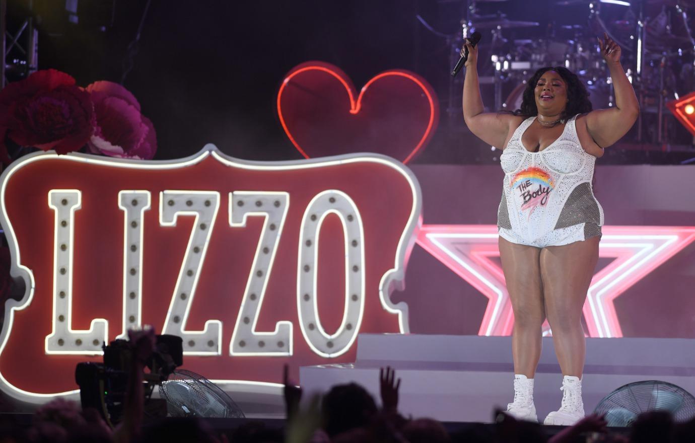 lizzo new song sensual video body positivity