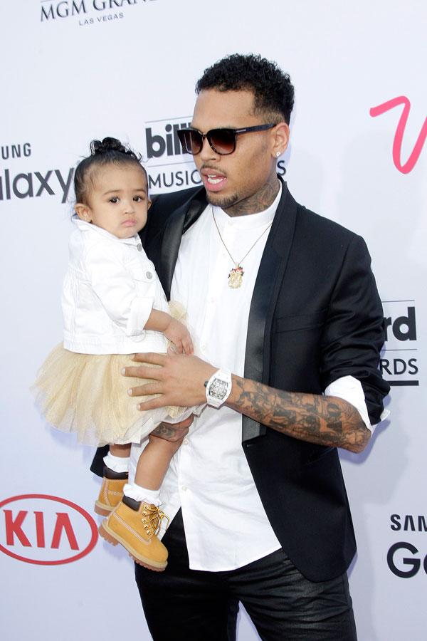 Chris brown royalty billboard awards3