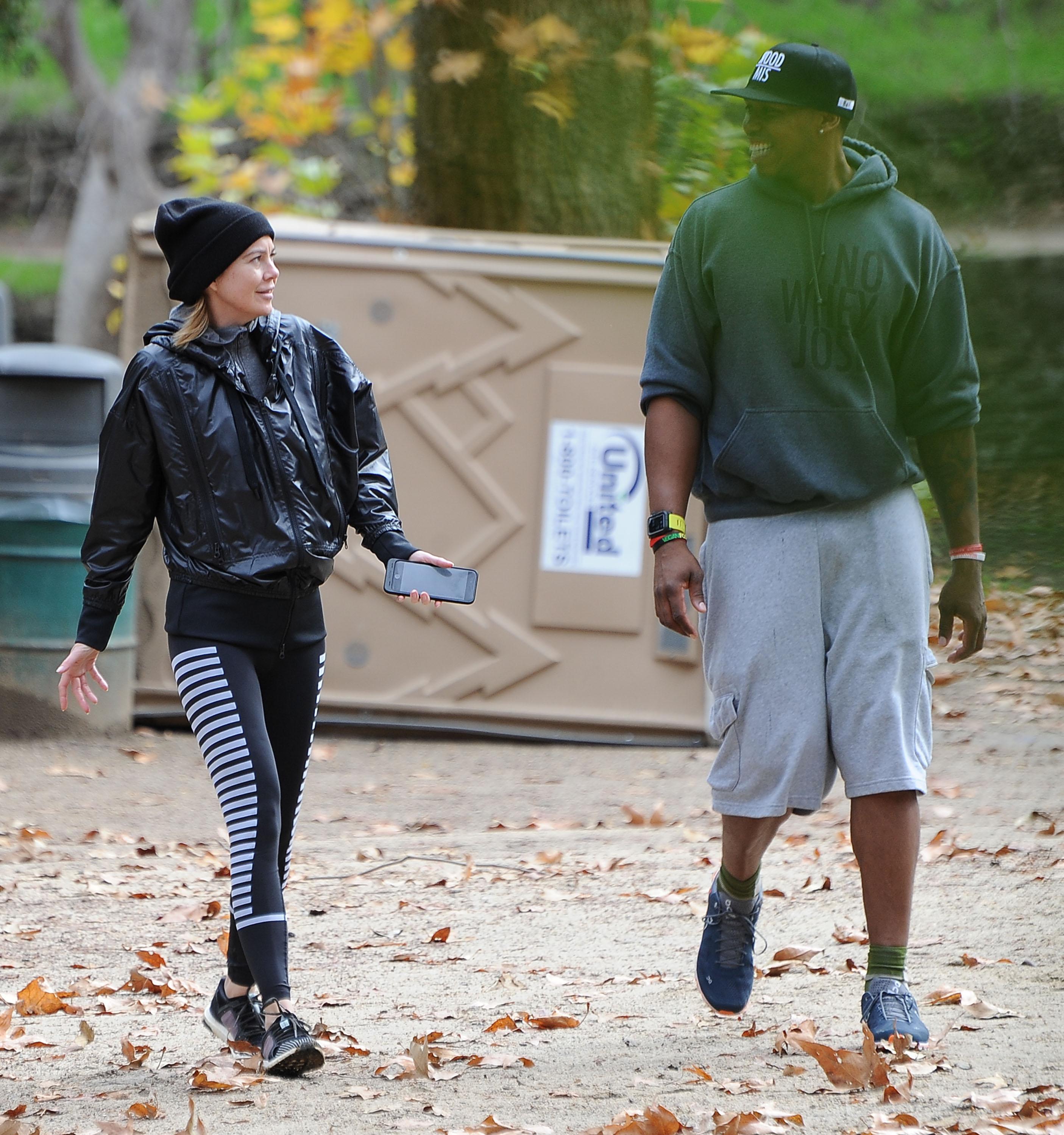 ellen pompeo post baby hike 05