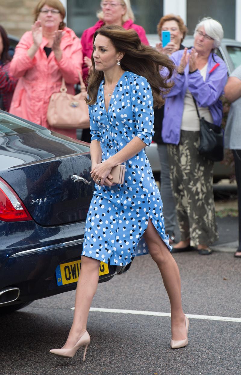 prince william and kate middleton helping old man