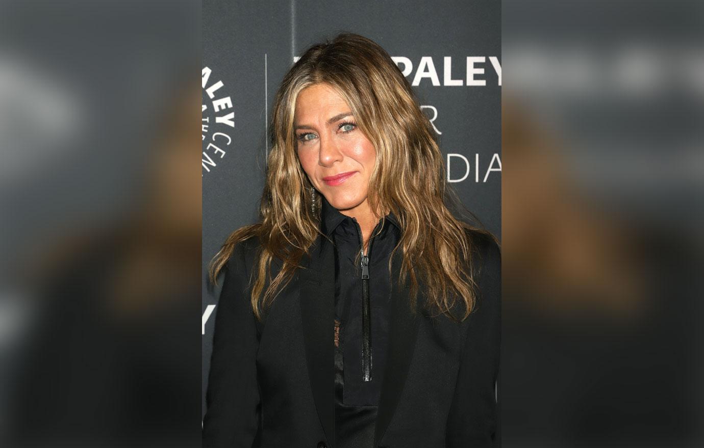 Jennifer Aniston Details Her Rough Childhood In New Interview