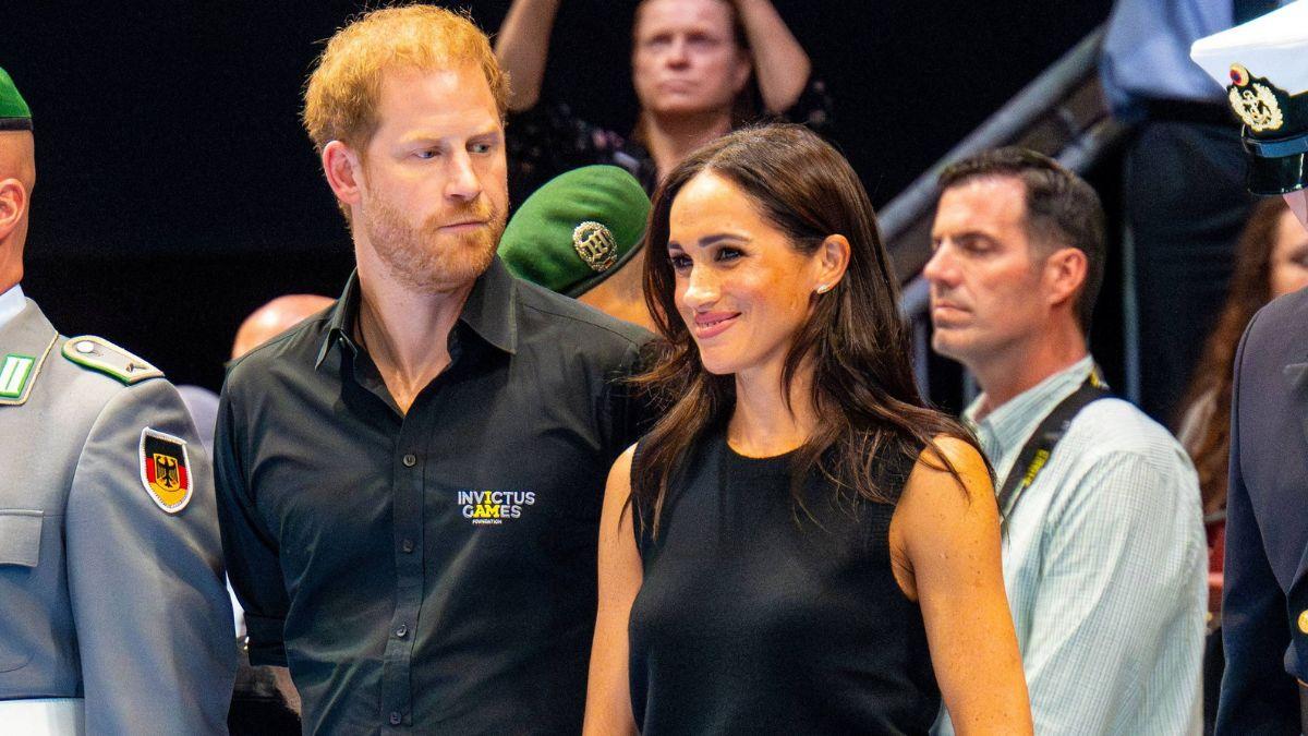image of prince harry and meghan markle