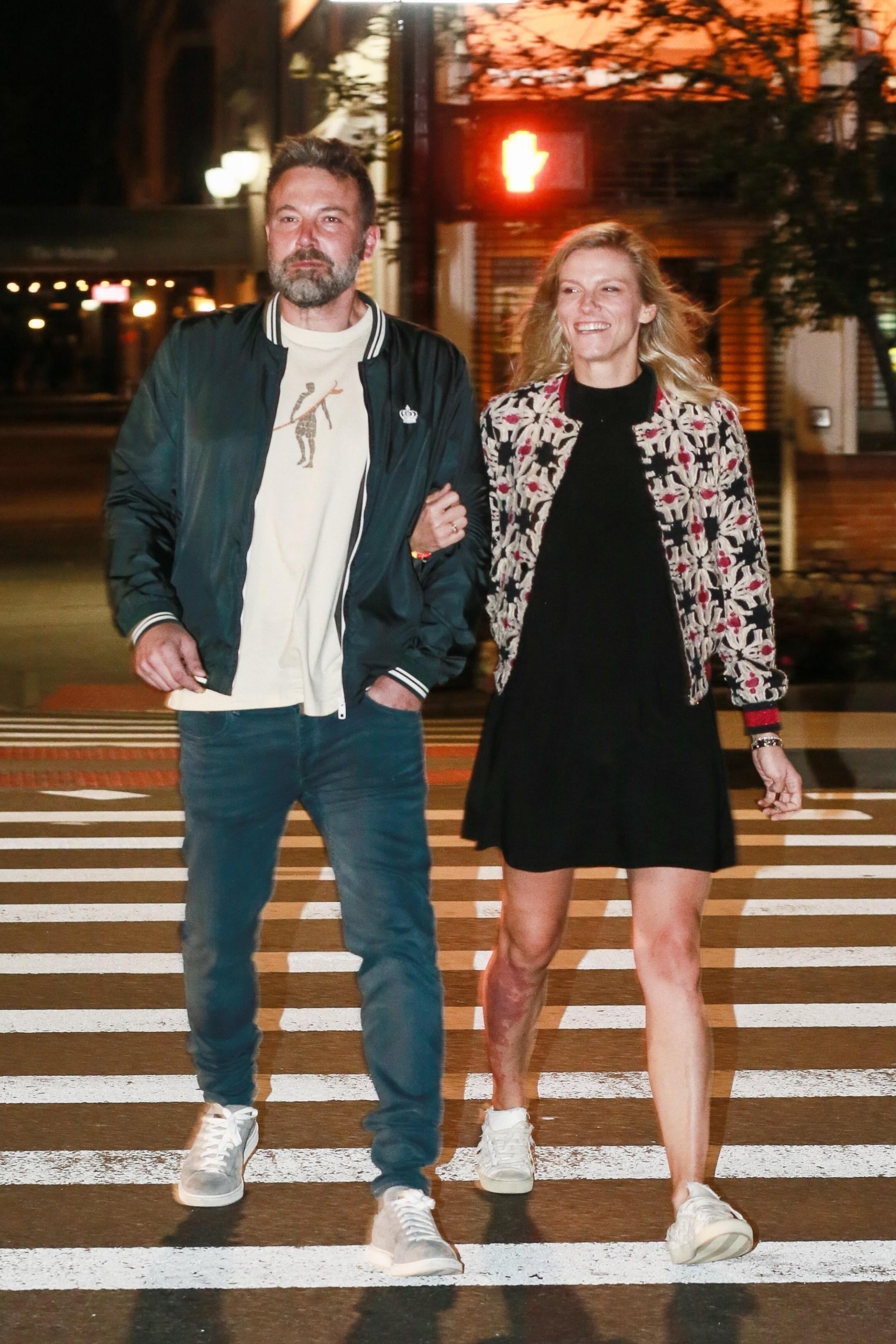 *EXCLUSIVE* Ben Affleck and Lindsay Shookus keep close after a Movie Date Night