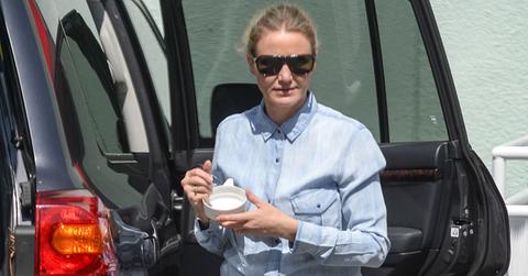 Cameron diaz pregnant baby bump shopping