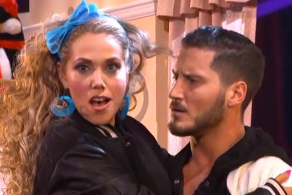 Elizabeth berkley jessie spano dancing with the stars