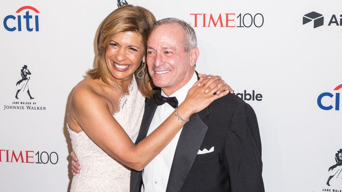 Photo of Hoda Kotb and Joel Schiffman got engaged in 2019. 