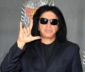 2010__10__gene_simmons_Oct19 295×300.jpg