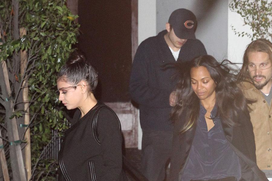 Ashton kutcher mila kunis double date zoe saldana 05