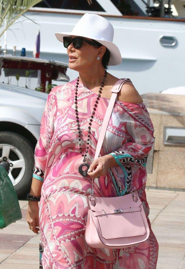 Kris Jenner Weight Gain Drama St Barts Body 06 FF 