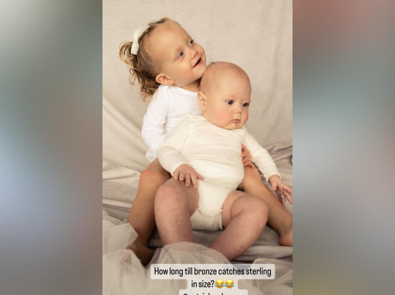 Patrick Mahomes, Brittany Matthews' Kids Wear Matching Outfits: Photos